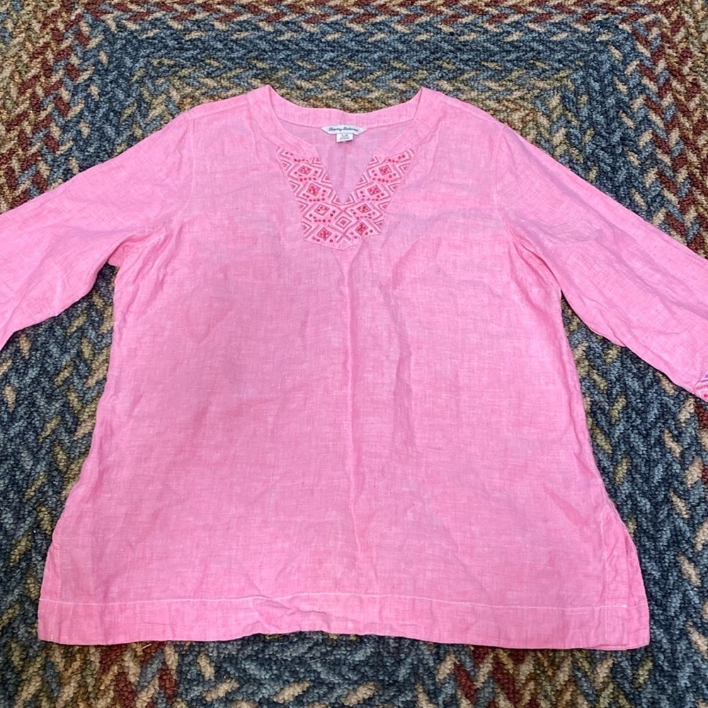 Tommy Bahama Large Petal Pink Linen Blouse with Sequins Summer Pretty Barbiecore